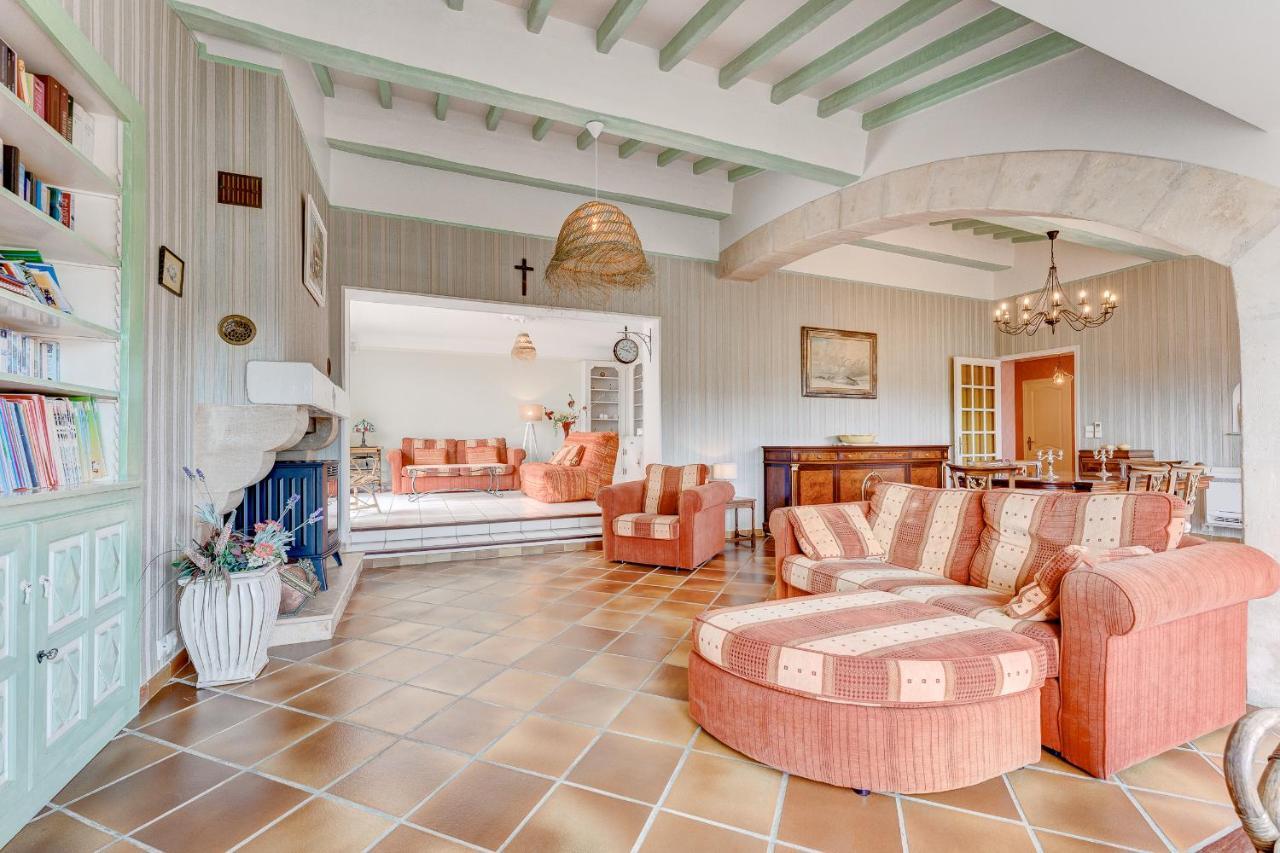 Villa Gilbert Vins-sur-Caramy Exterior foto