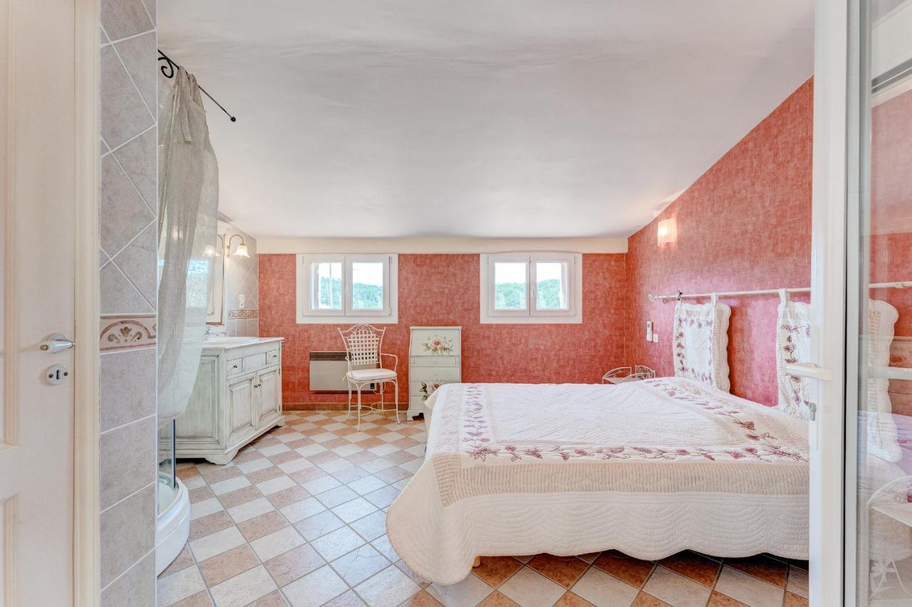 Villa Gilbert Vins-sur-Caramy Exterior foto