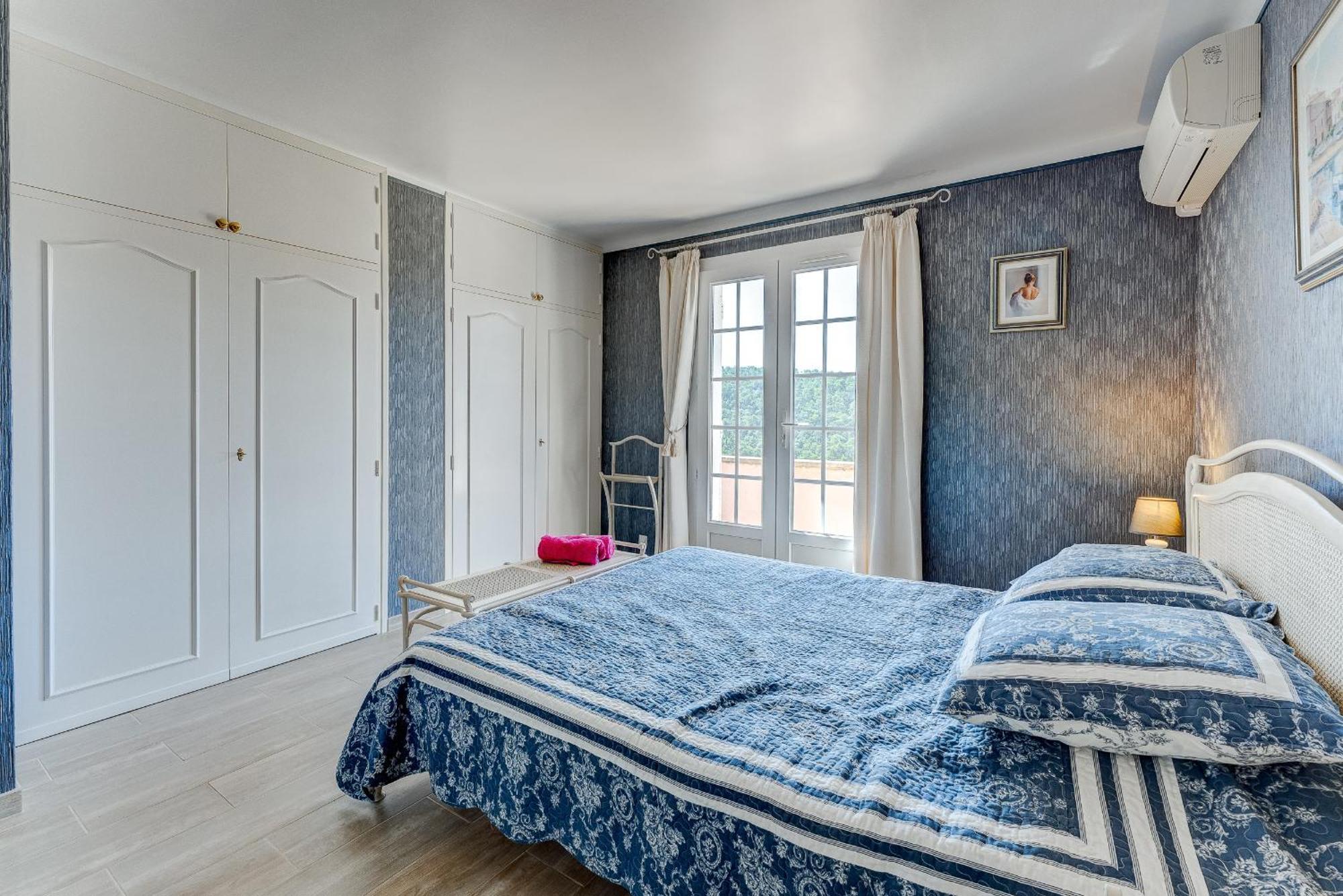 Villa Gilbert Vins-sur-Caramy Exterior foto
